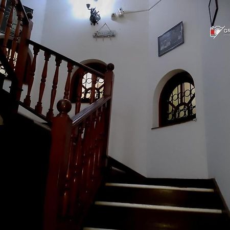 Ceylon Travel And Stay Lodge Battaramulla Zewnętrze zdjęcie
