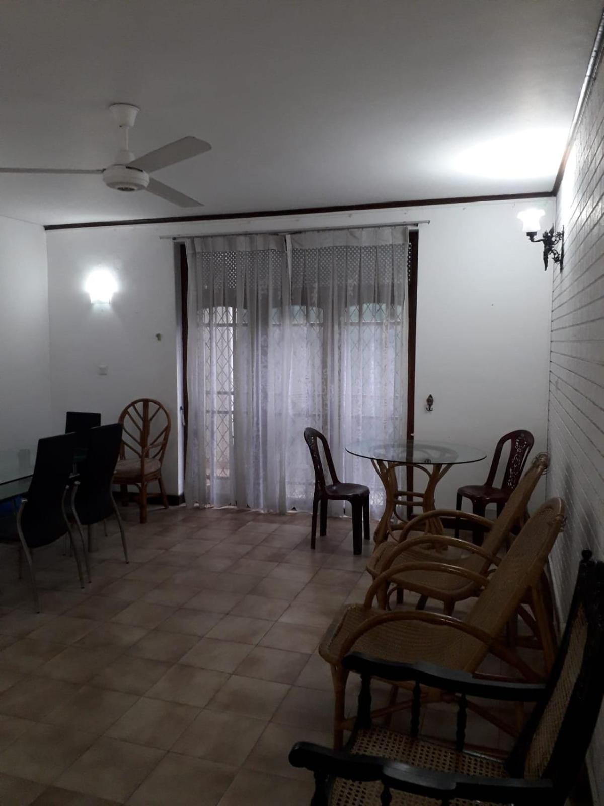Ceylon Travel And Stay Lodge Battaramulla Zewnętrze zdjęcie